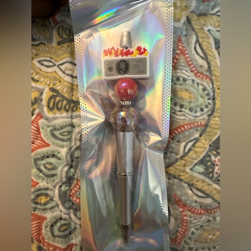 Customize pen done by my 13 year old for her school field trip this year to Wash